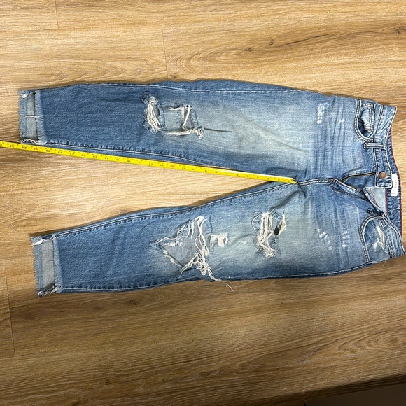 High waisted Distressed Boyfriend Jeans 👖 - Picture 5 of 9